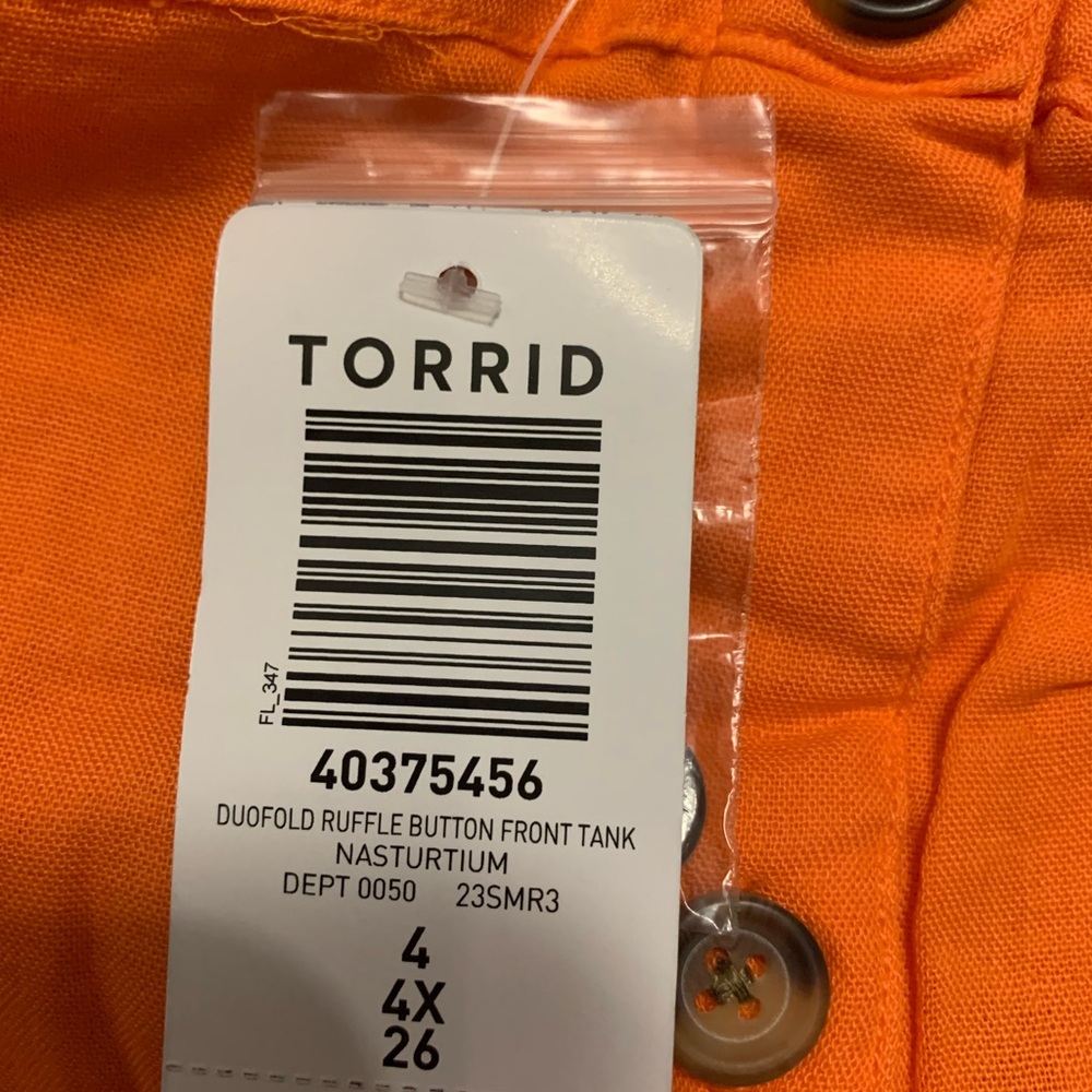 NWT Torrid Duo-fold Ruffle Button Front Tank 4X - Picture 5 of 6